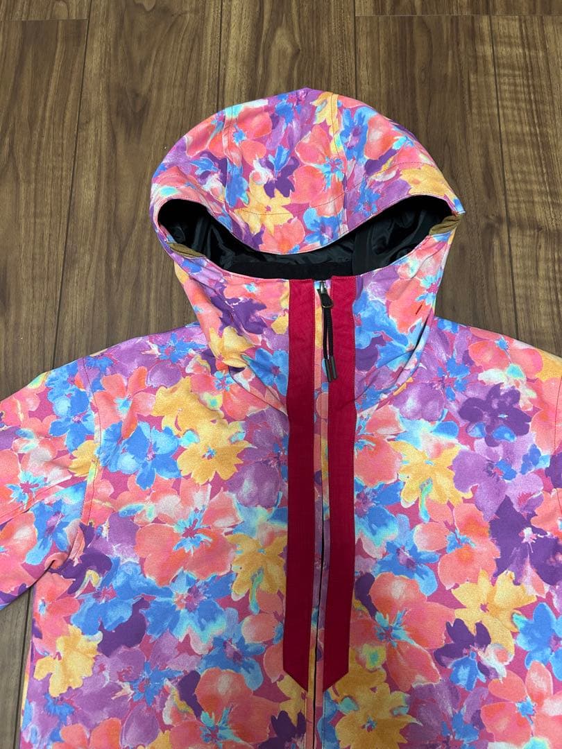 新品　PHENIX フェニックス　レディース スキーウェア２点セット　M