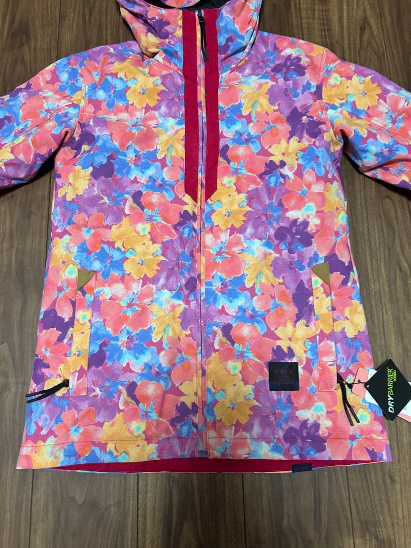 新品　PHENIX フェニックス　レディース スキーウェア２点セット　M