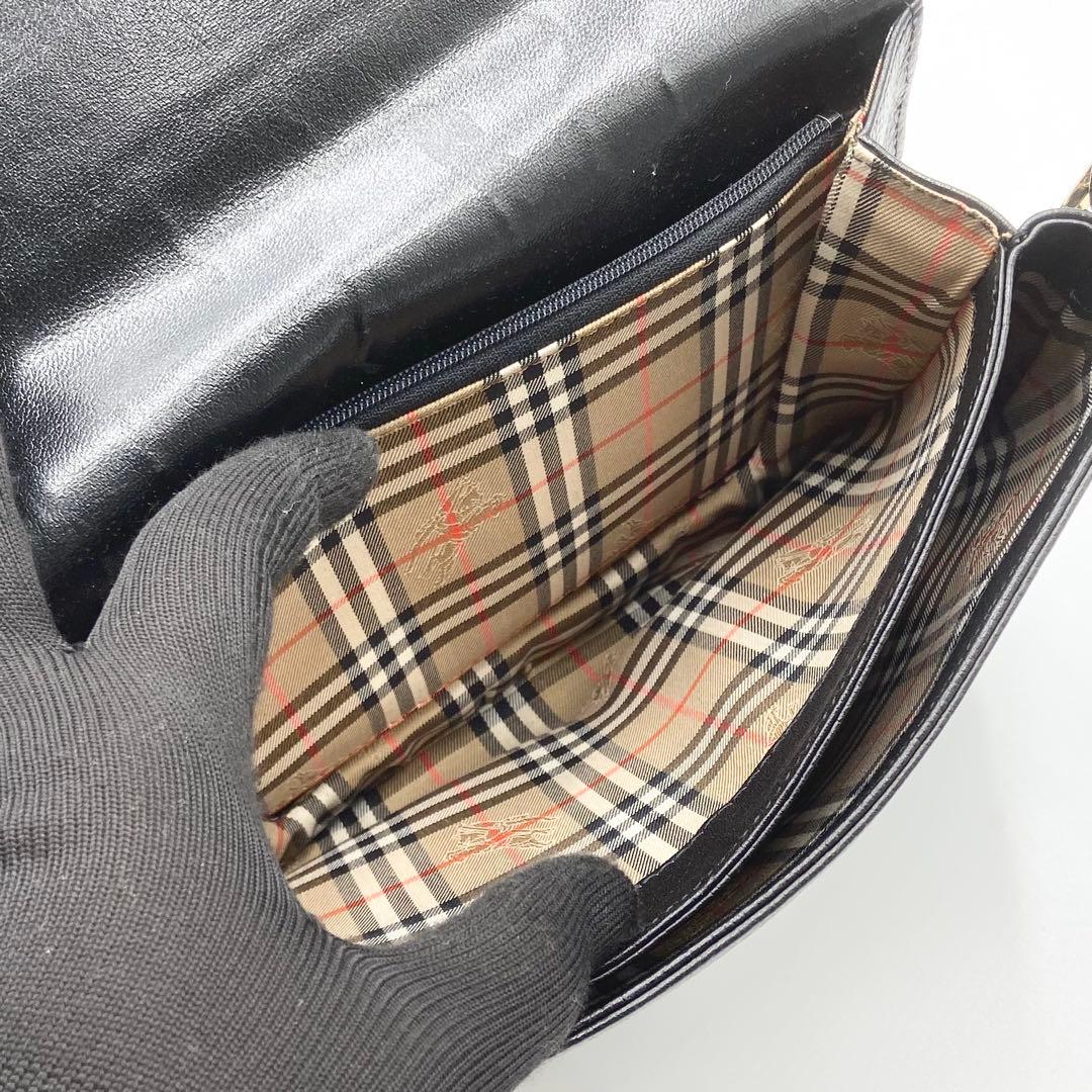 バーバリー　ショルダーバッグ　ホースロゴ　ノバチェック　シボ　レザー　ブラック