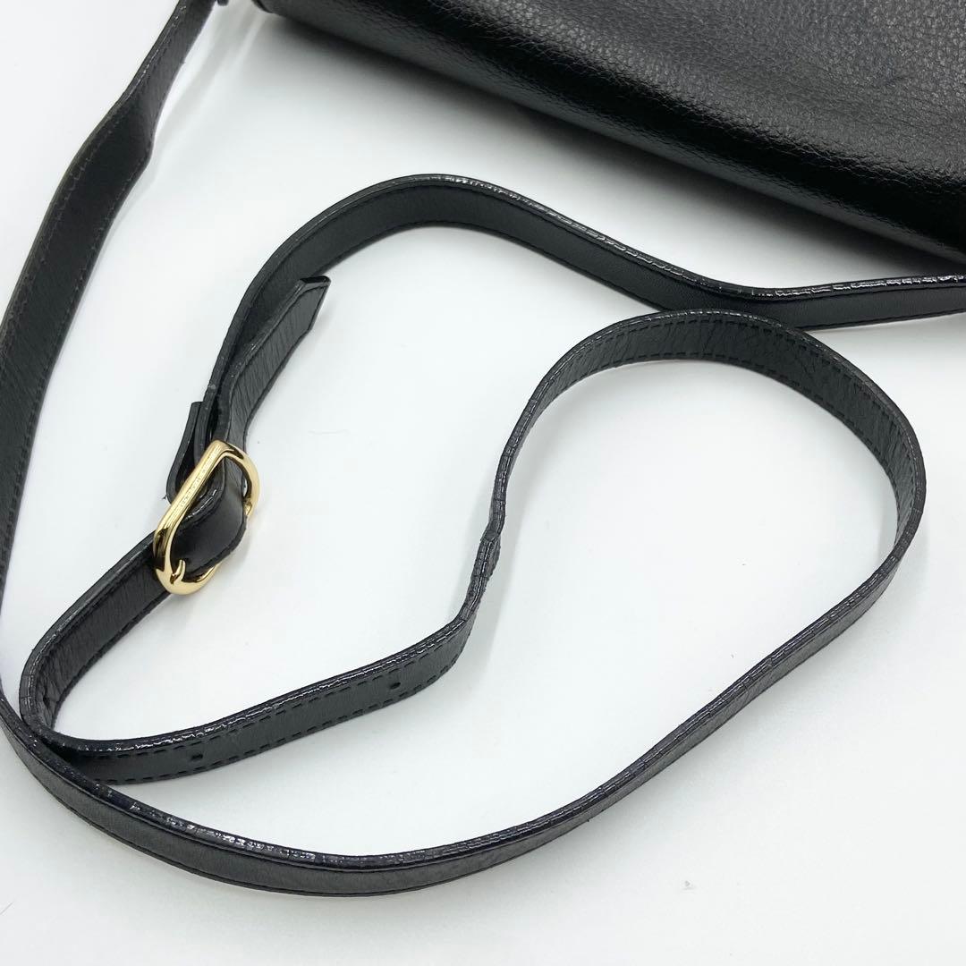 バーバリー　ショルダーバッグ　ホースロゴ　ノバチェック　シボ　レザー　ブラック