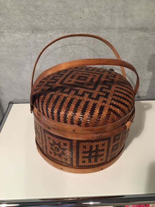 object① 竹籠