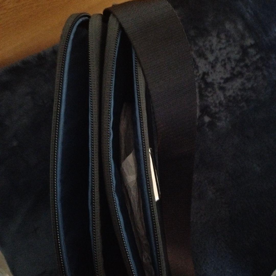 【新品】TUMI ショルダーバッグ　ブラック