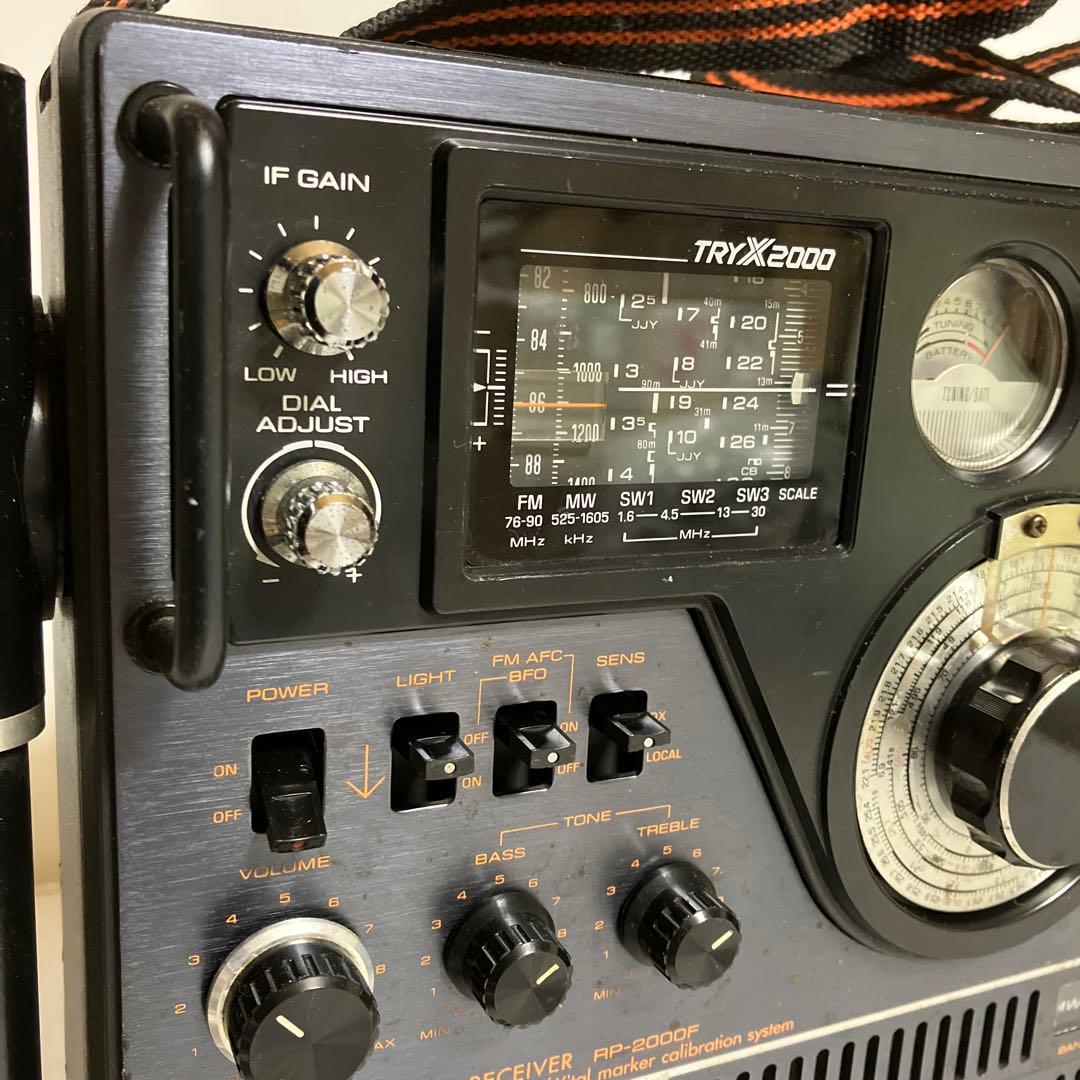 東芝　ＢＣＬラジオ ＴＲＹ　Ｘ２０００　　　完動品