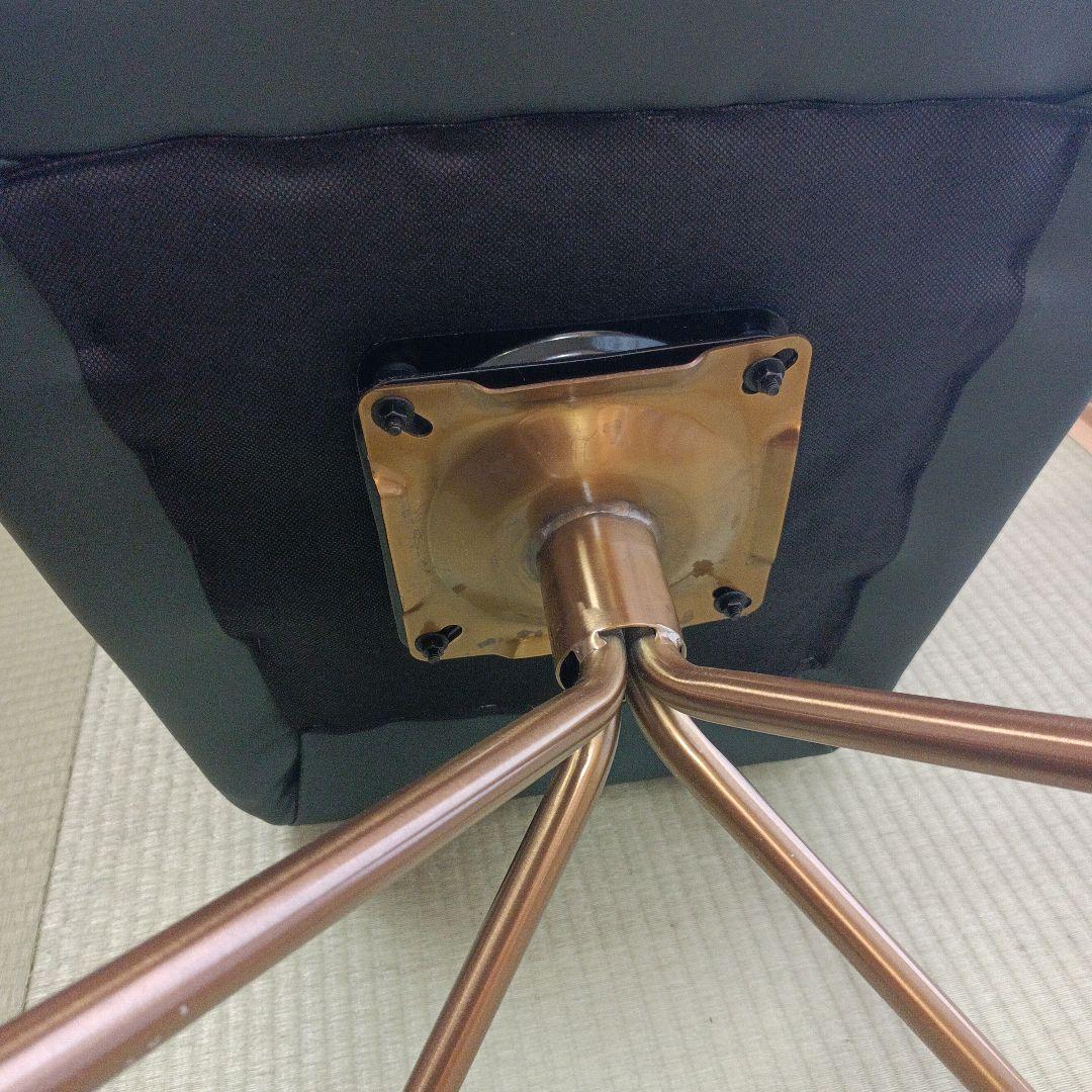 廃盤品ダイニングチェア - マーク - 180度回転式 - カリオファブリック