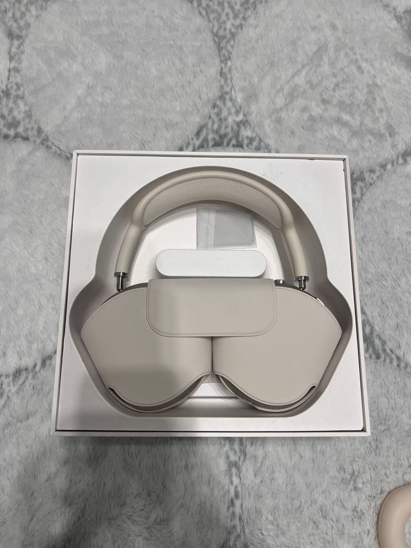 Air pods max スターライト【美品】カバーおまけ付き