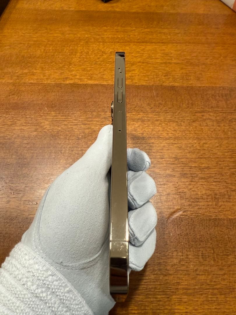 ☆美品☆ iPhone 13 Pro max本体 ゴールド256GB