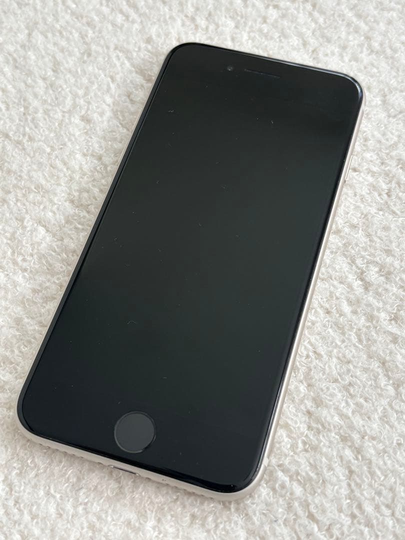 iPhone SE (第3世代) 白 64GB 本体のみ