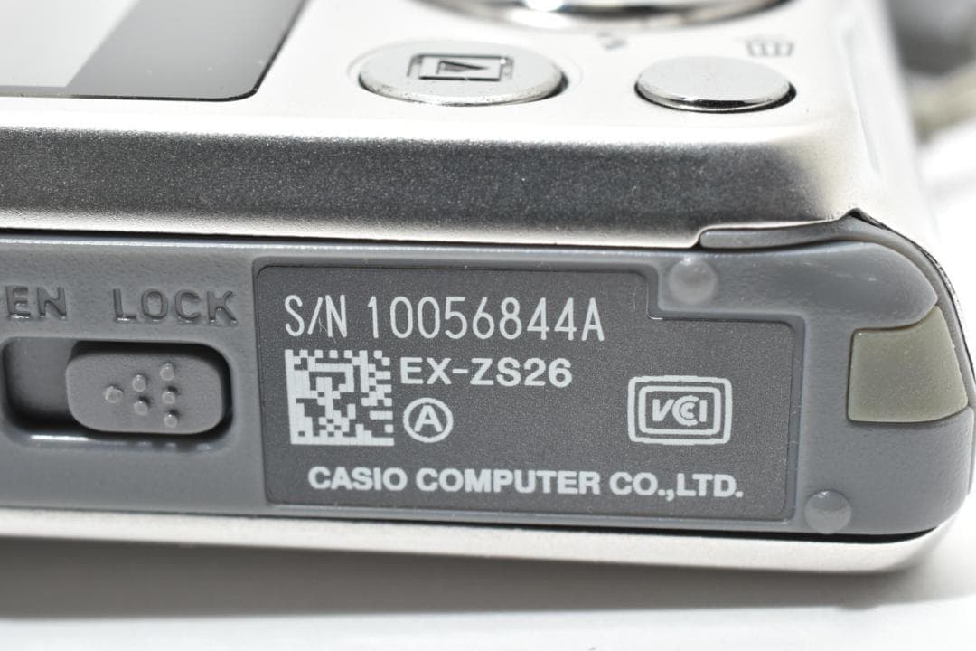 極美品 カシオ　CASIO EXILIM EX-ZS26 シルバー ＃A350