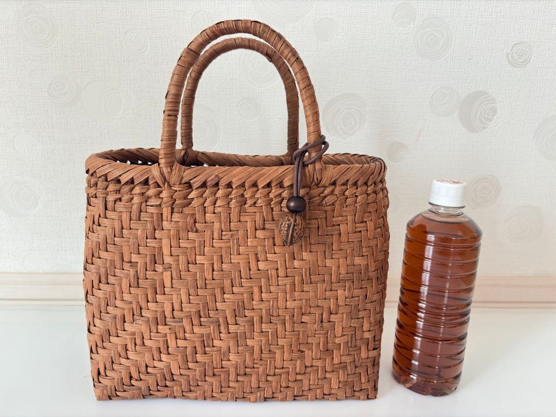 【未使用に近い】山葡萄（山ぶどう）かごバッグ　カゴバッグ　籠バッグ
