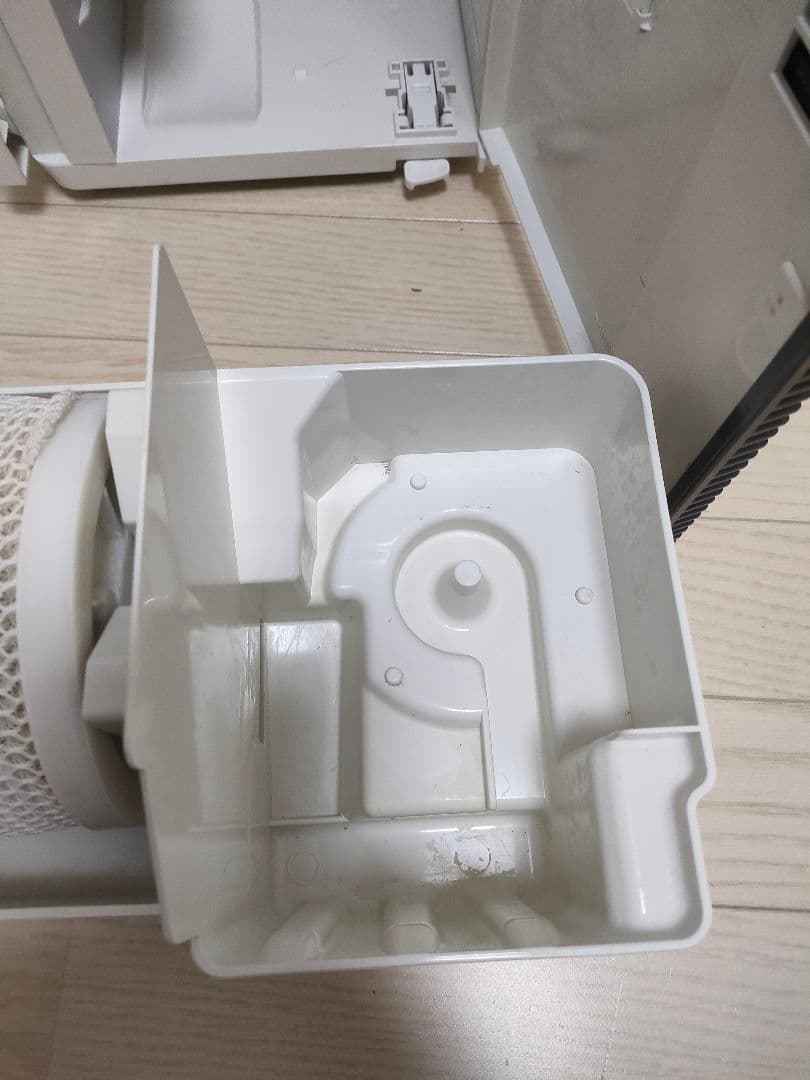 パナソニック　ジアイーノ　次亜塩素酸空間除菌脱臭機　F-MV2100