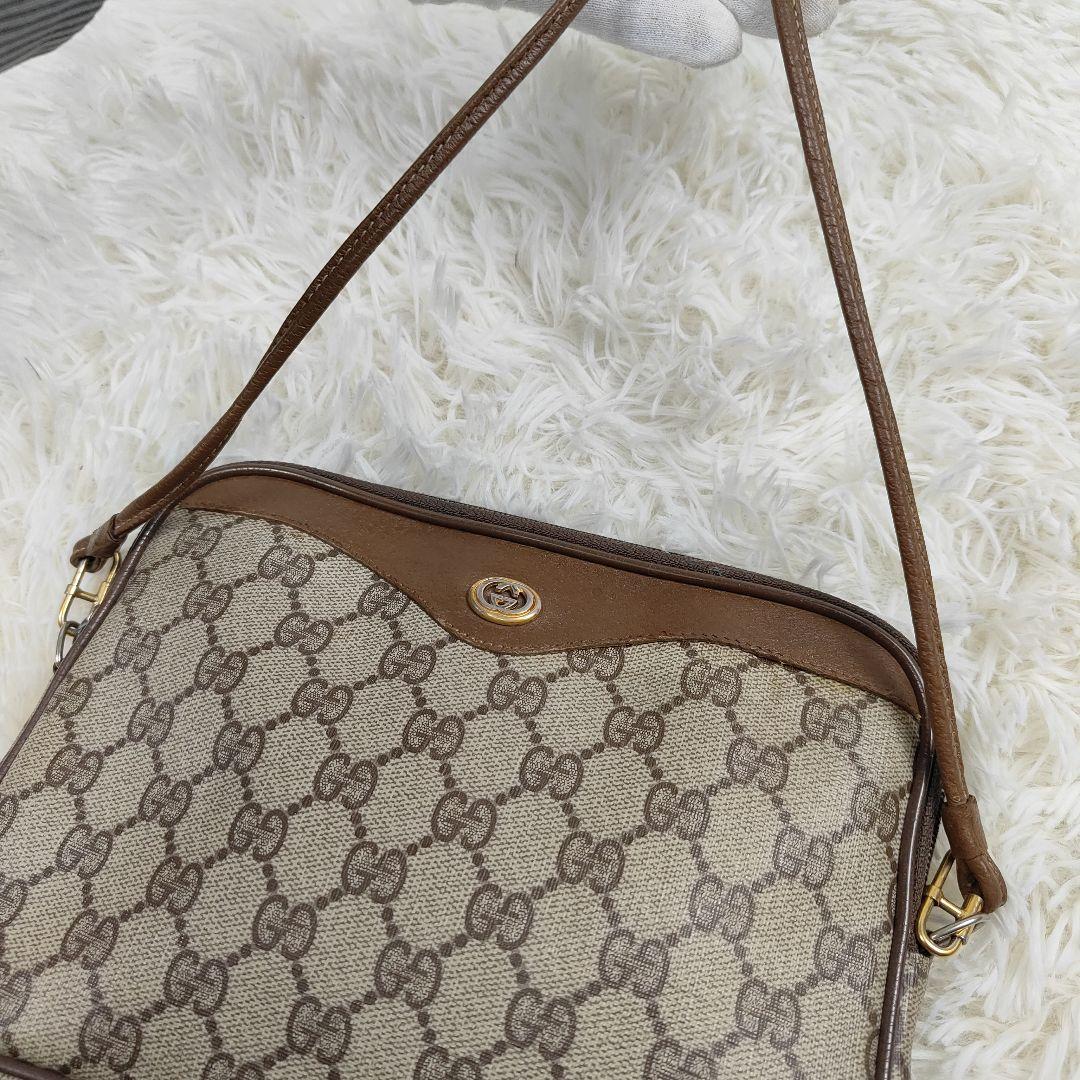 GUCCI　ショルダーバッグ　GGスプリーム　インターロッキング　2way