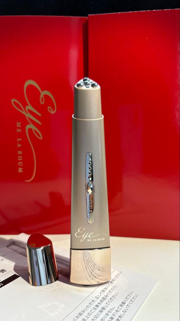 IKKOさんプロデュース　MEラボンアイ★目元ケア用美顔器