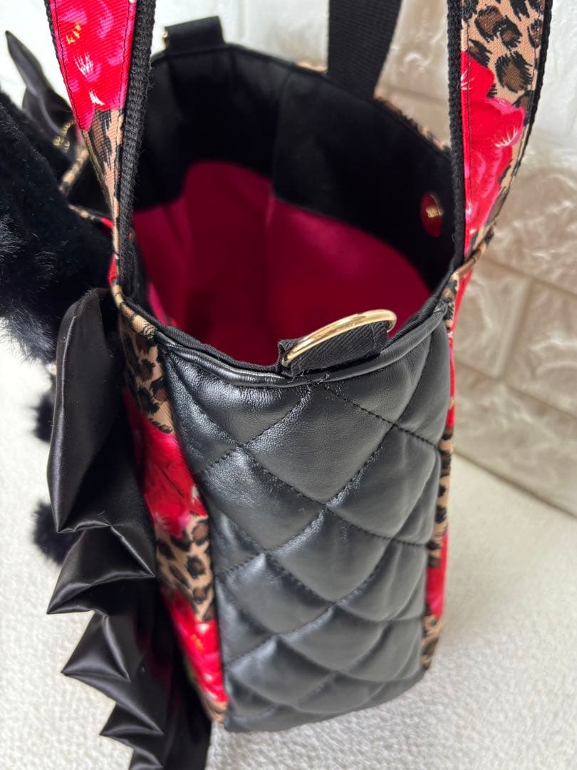 さ*ー様 コヤンイサムチョン　フリルトートバッグ　黒うさサンダーちゃん　ヒョウ柄