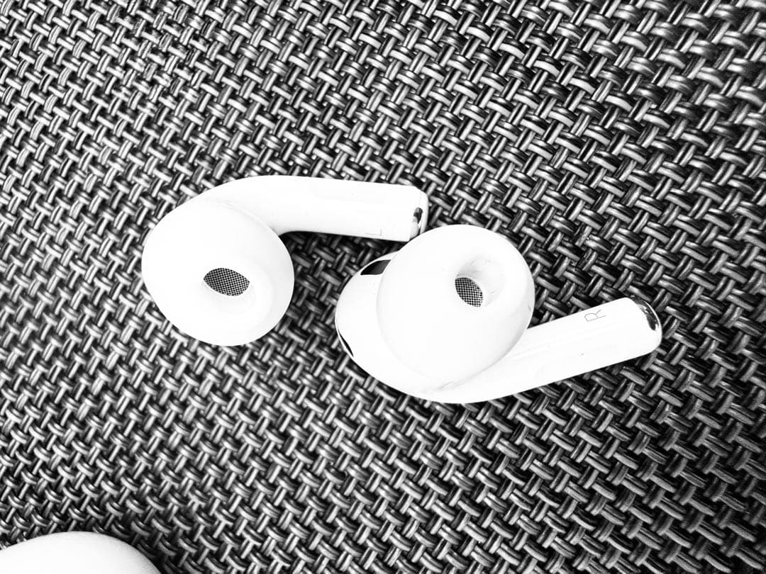 AirPods Pro 2 （USB-C）本体 交換用イヤーチップ付き