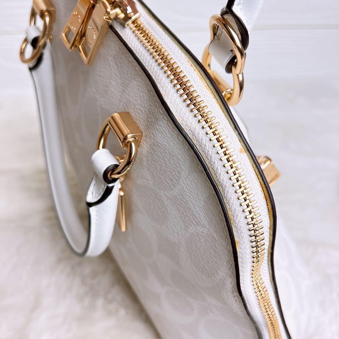 美品☆COACHコーチ 2wayショルダーバッグ ホワイト レザーゴールド金具.
