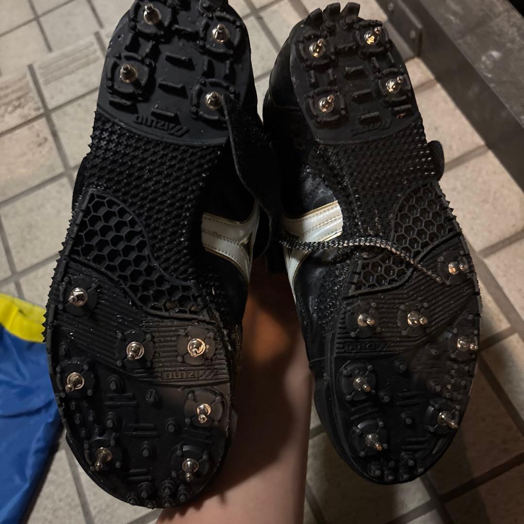 スパイク・シューズ ブラック
