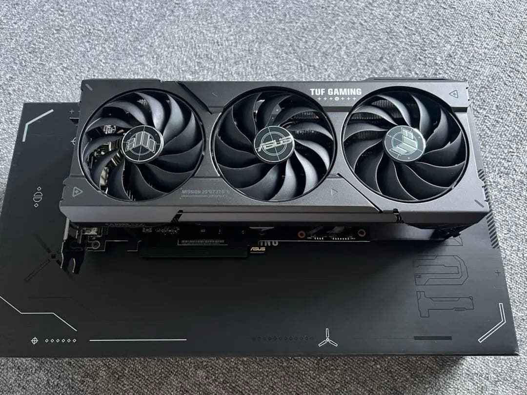 グラフィックボード・グラボ・ビデオカード ASUS TUF Gaming GeForce RTX 4060 Ti