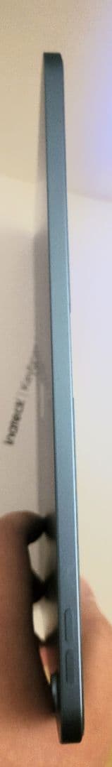 【美品】ipad11thA16(キーボードケース、フィルム、アップルペン　付)