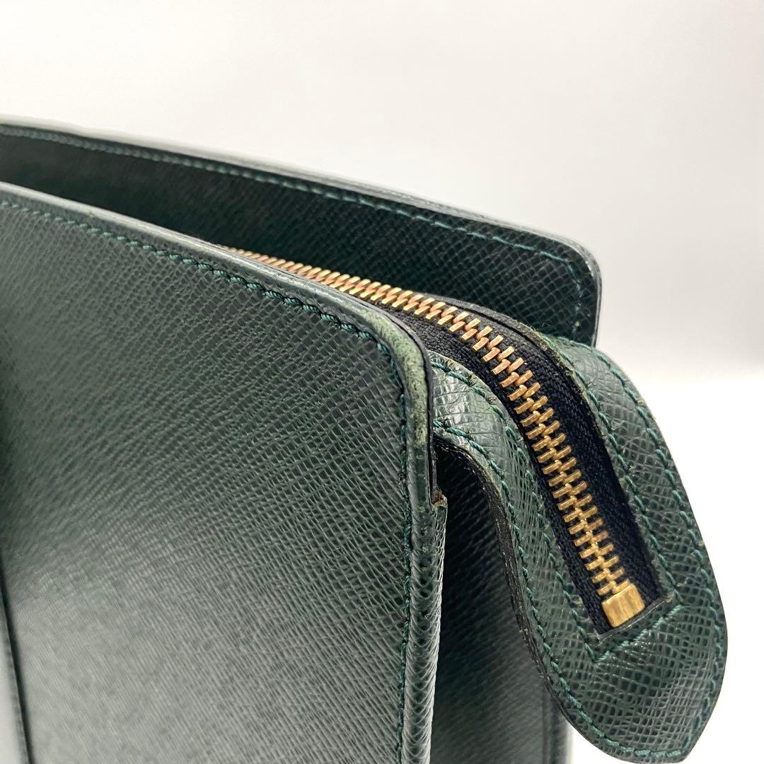 ルイヴィトン タイガ ポルトドキュマン ロザン メンズ ビジネスバッグ エピセア