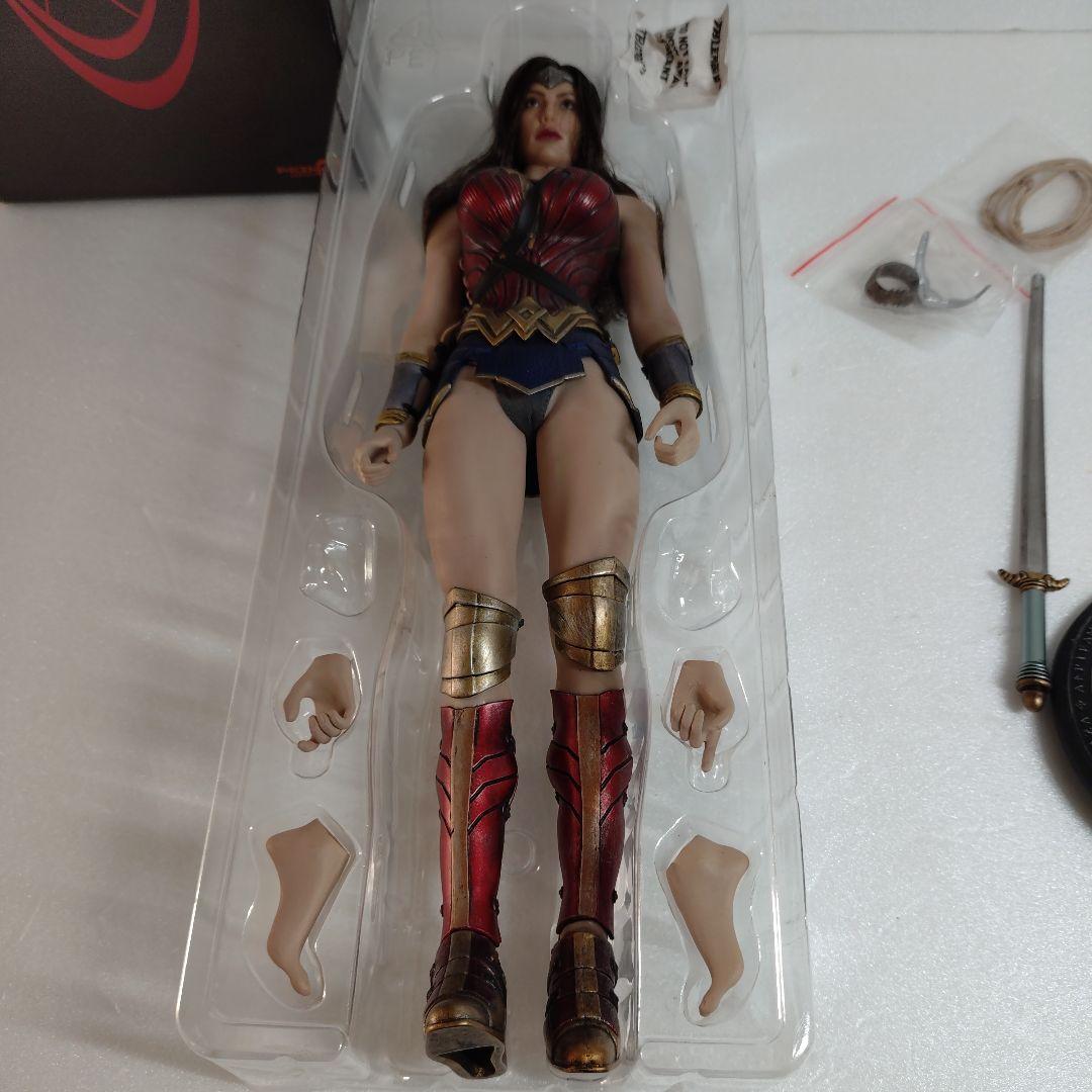 ファイセン素体　ワンダーウーマン フィギュア 約30cm