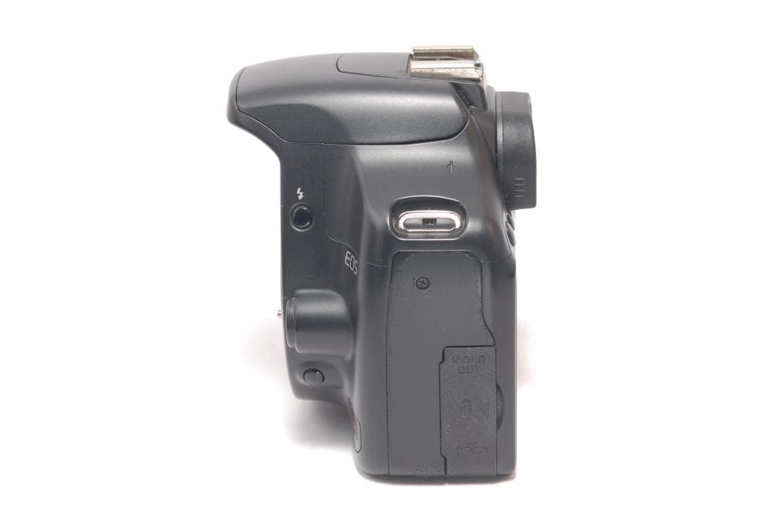 ⭐️カメラデビューにも⭐️Canon Kiss X2 キャノン　デジタル一眼