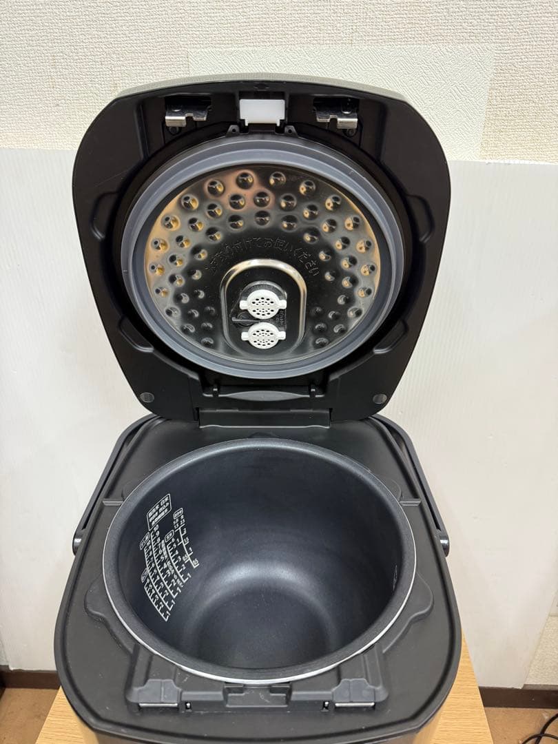 アイリスオーヤマ IH 圧力炊飯器10合(1.8L) RC-PD10-B