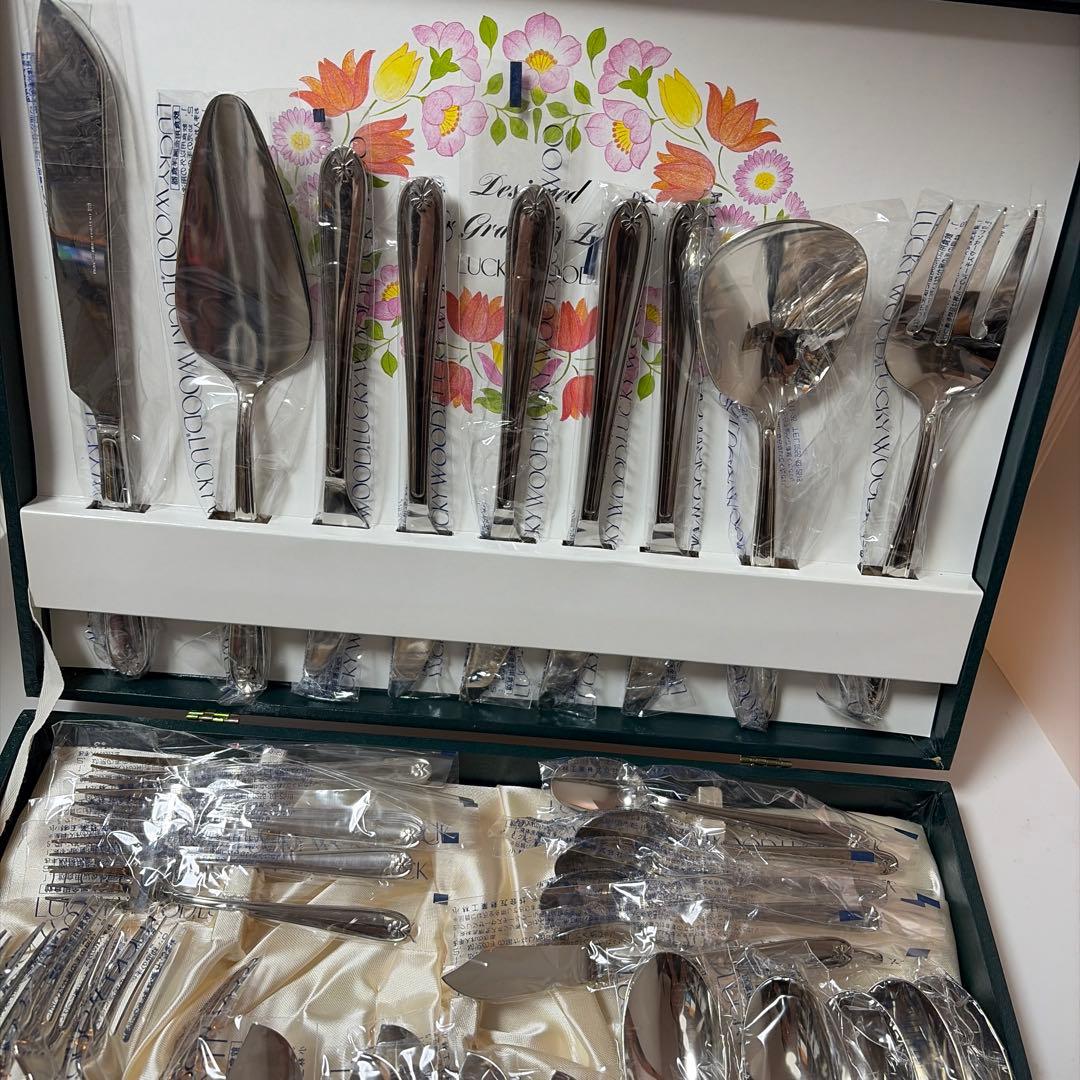 ラッキーウッド　カトラリーセット　マリエッタ　35本　ステンレス　新品未使用