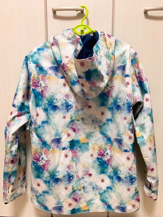 スノボーウエア　レディース数回使用美品