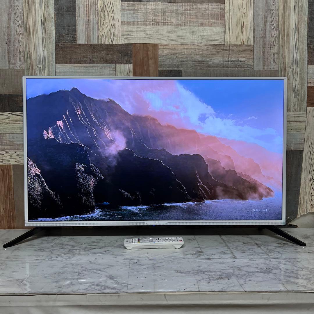 即日受渡❣️昨年購入IRIE40型液晶テレビWチューナー裏録可。希少ホワイトモデル