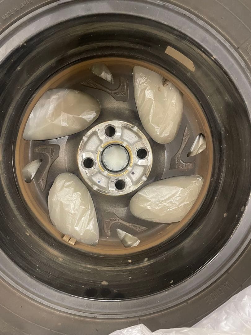 TOYOTAアクアモデリスタ15インチホイール