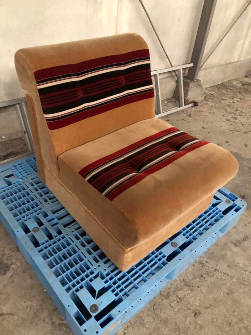肘無しソファ