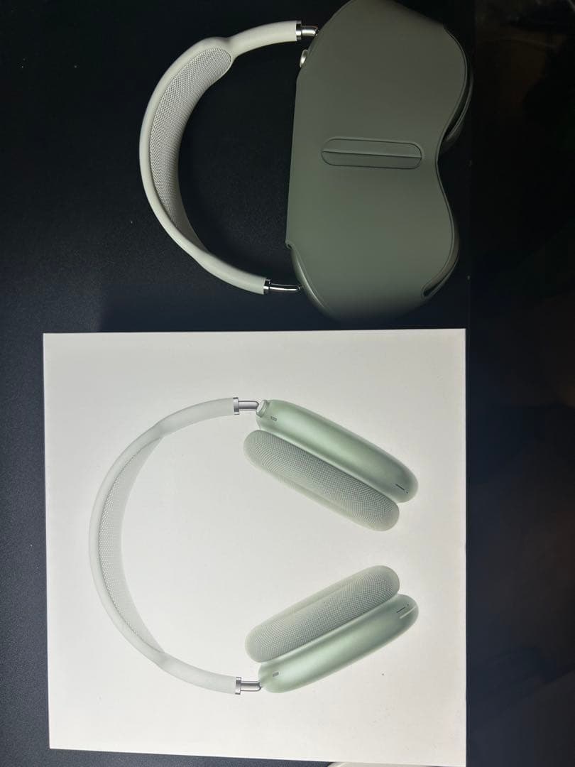 イヤホン airpods max green
