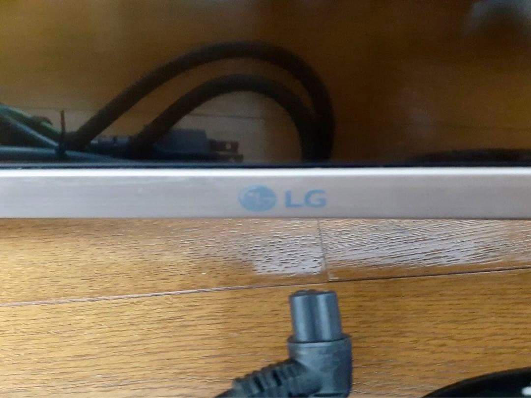 美品　LG43V型　4K　液晶テレビ　43UF6900　LG　エルジー