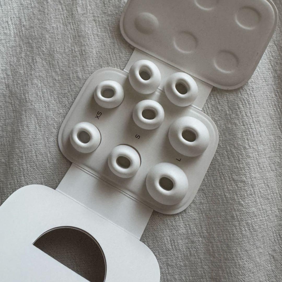 正規品 Apple AirPods Pro 第2世代 イヤーチップ 充電コード付