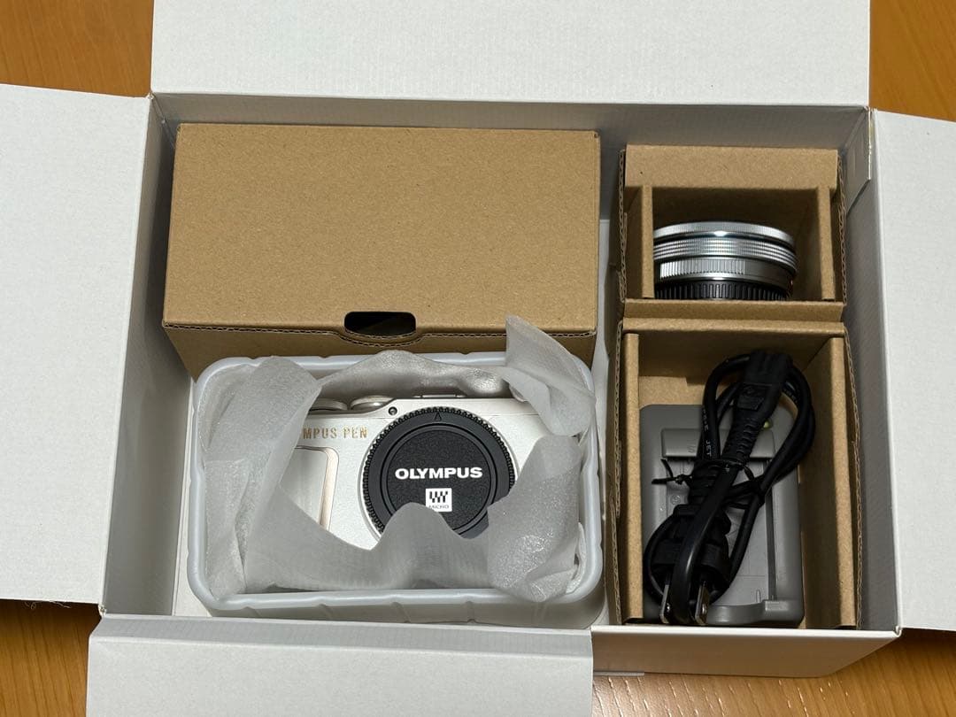 オリンパス　pen e-pl10