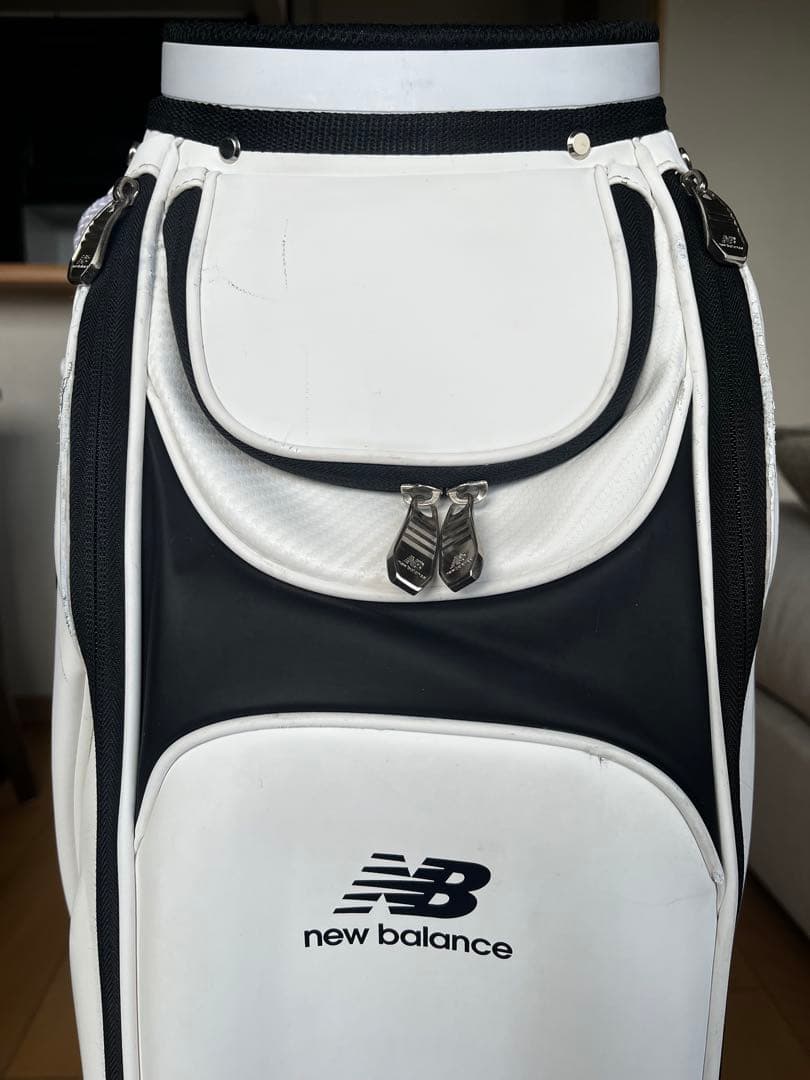 良品♪ニューバランスゴルフ 9.0型 キャディバッグ マットポリウレタン　白