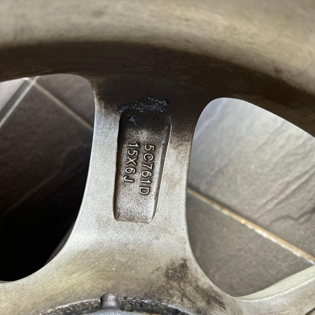 ブリヂストン スタッドレスタイヤ　ホイールセット 4本セット 15インチ