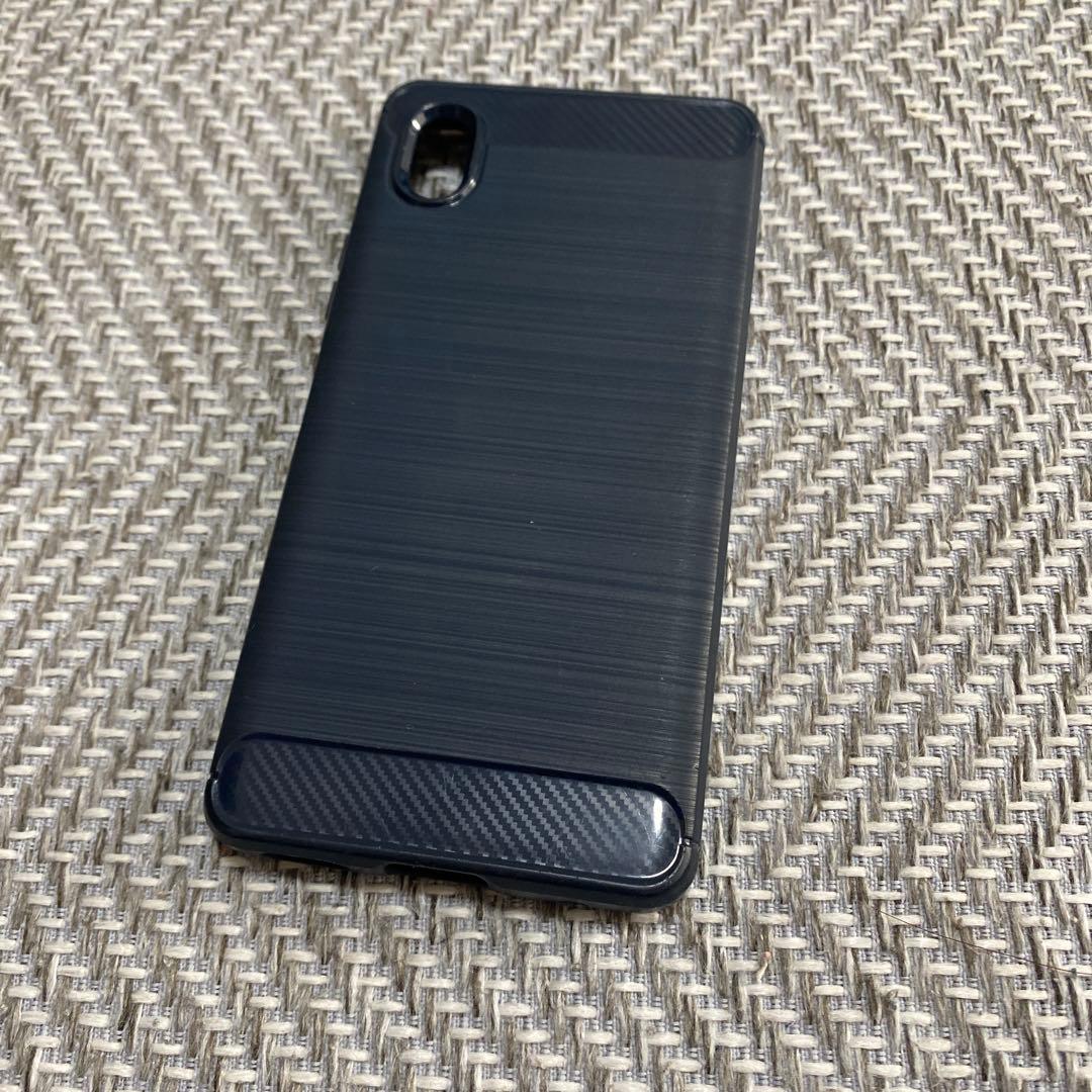 SO-53C Sony Xperia docomo シルバー（ケース・箱付き）