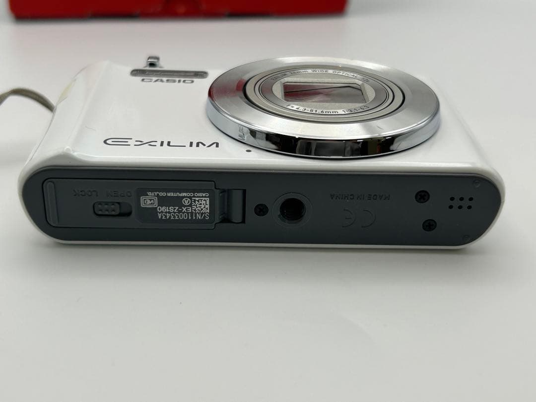 動作品　カシオ EXILIM EX-ZS180 充電器付き　コンデジ