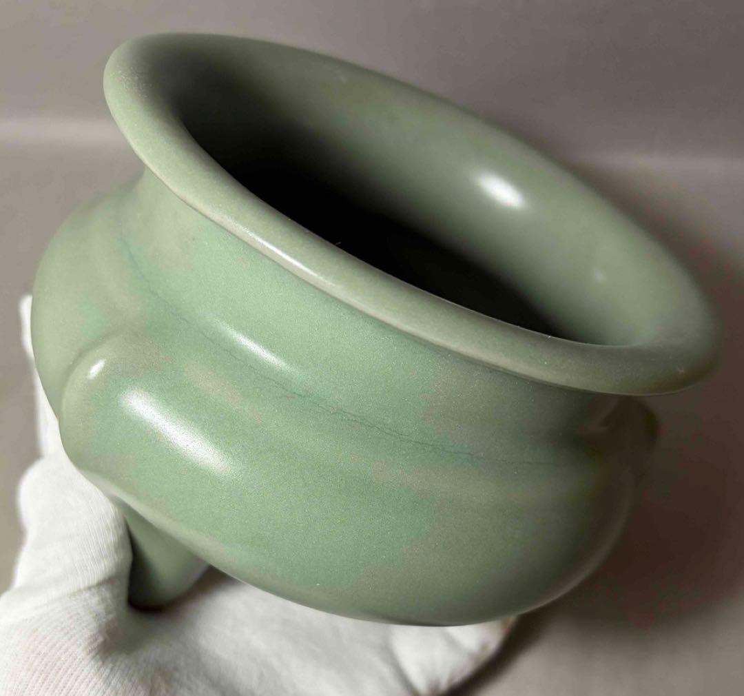 中国 青磁三つ足炉　f2251126