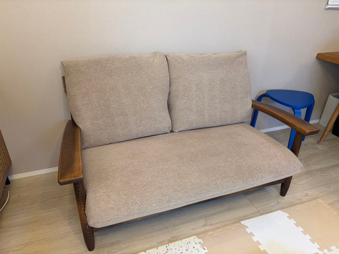 ナガノインテリア　ソファ　2人掛け