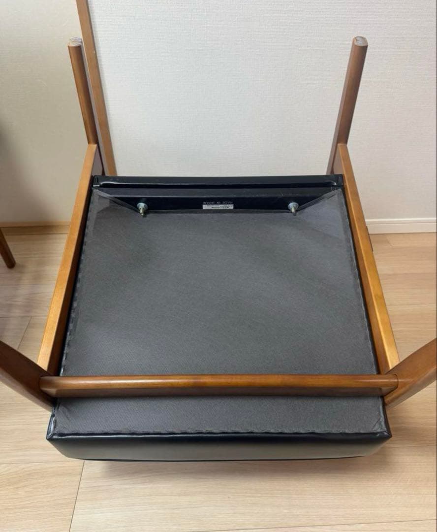 カリモク60 Kチェア　1シーター　ブラック