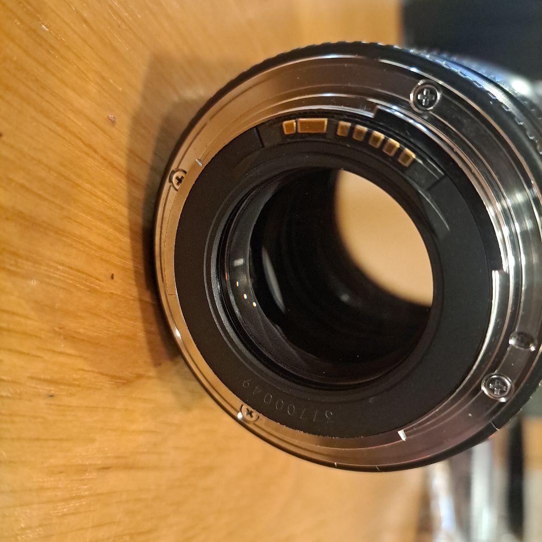 Canon EF 100mm f/2.0 USM 単焦点レンズ