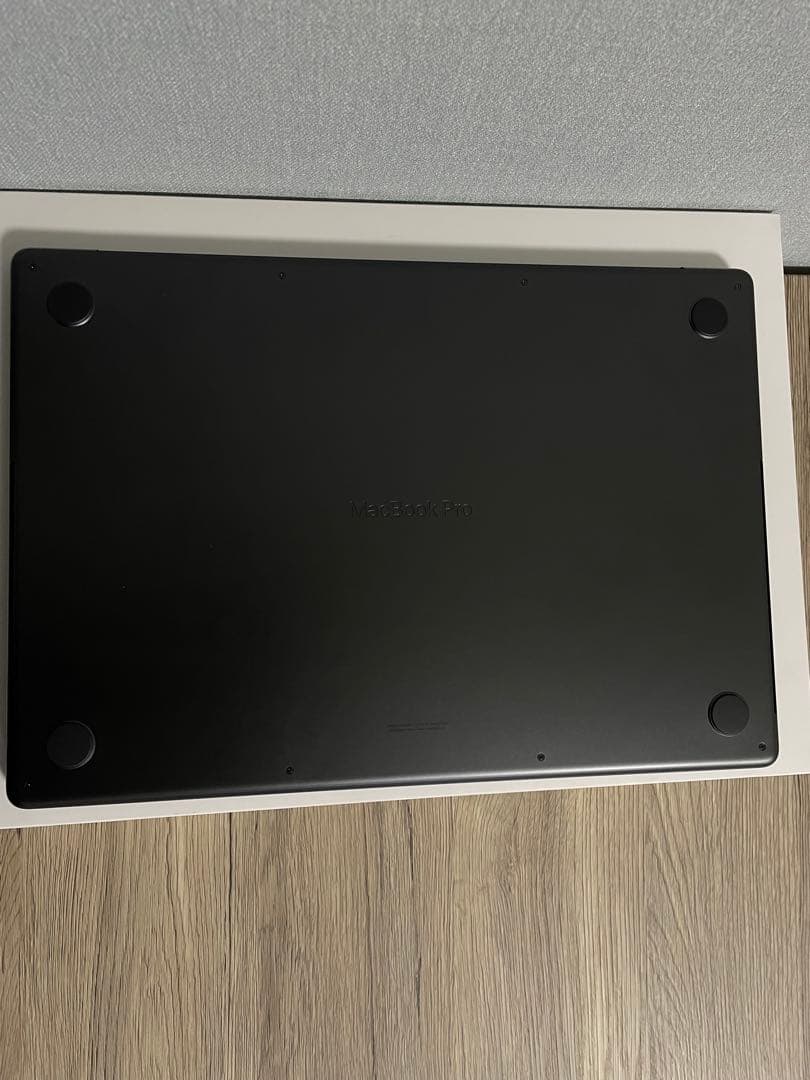 MacBookPro M4pro 48GBメモリ512GB スペースグレー