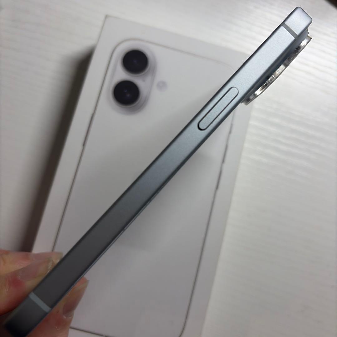 りーりん iPhone15 128GB ブルー SIMフリー 極美品