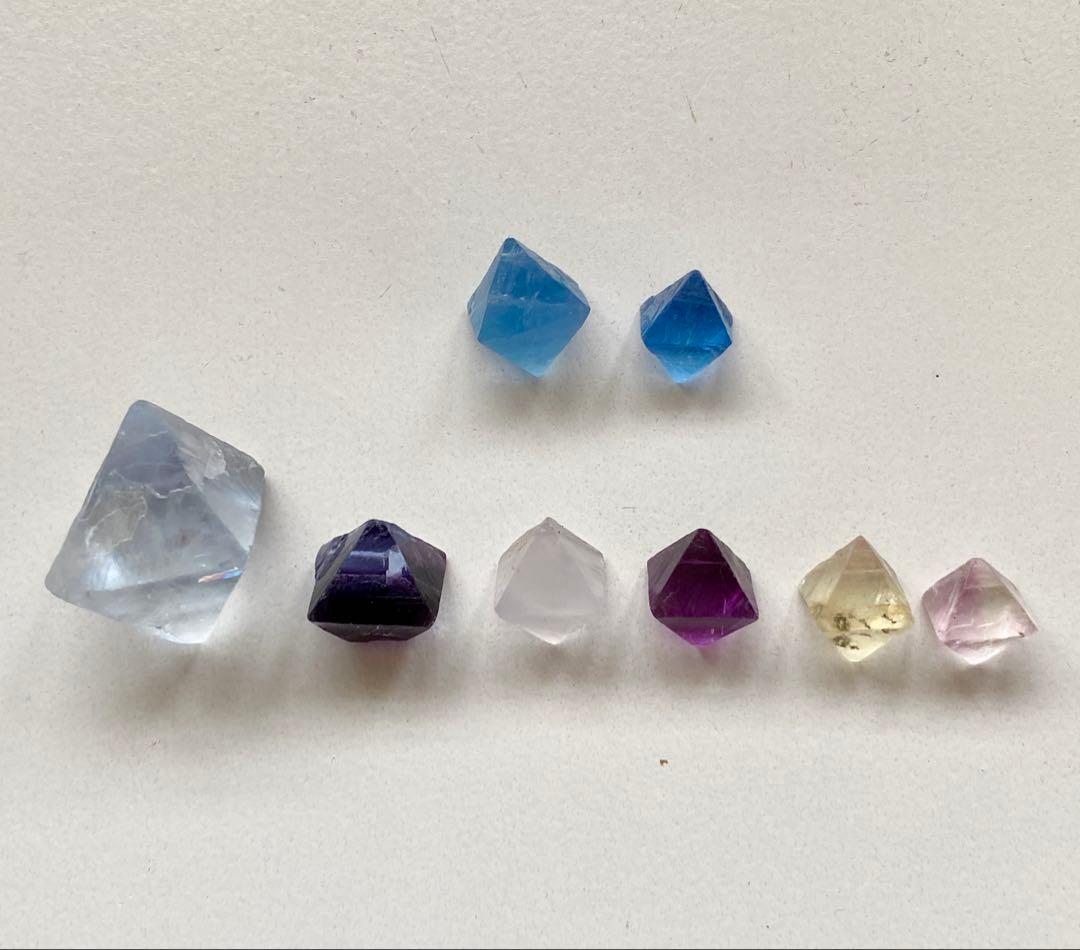 八面体フローライト　ビンガム産　イリノイ産　8個セット　蛍石　鉱物標本