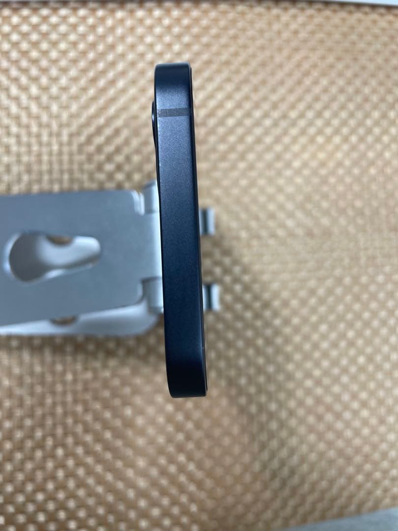 iPhone 12 64 GB ブラックSIMフリー【7081】