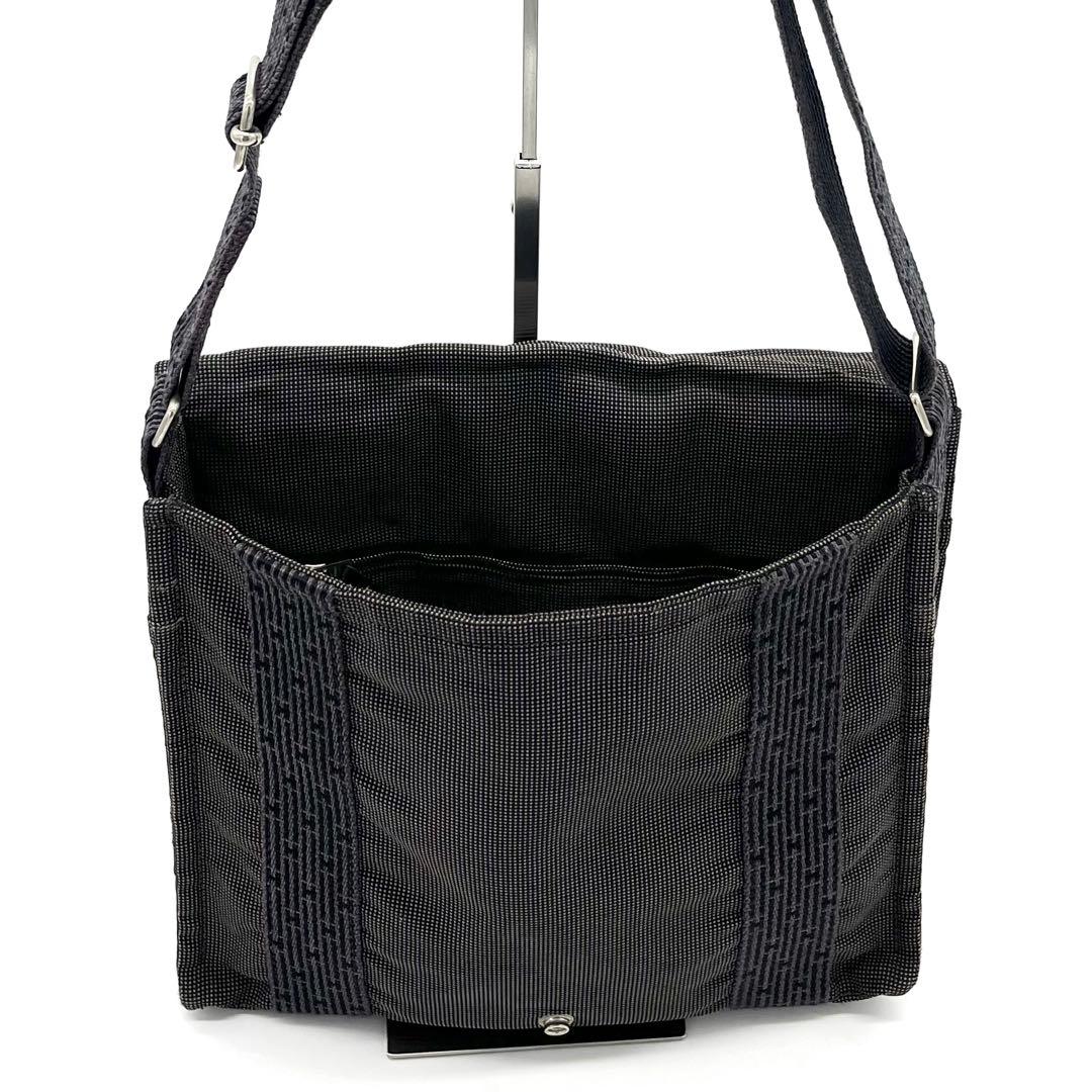 HERMES エルメス エールライン バサスPM 斜め掛け