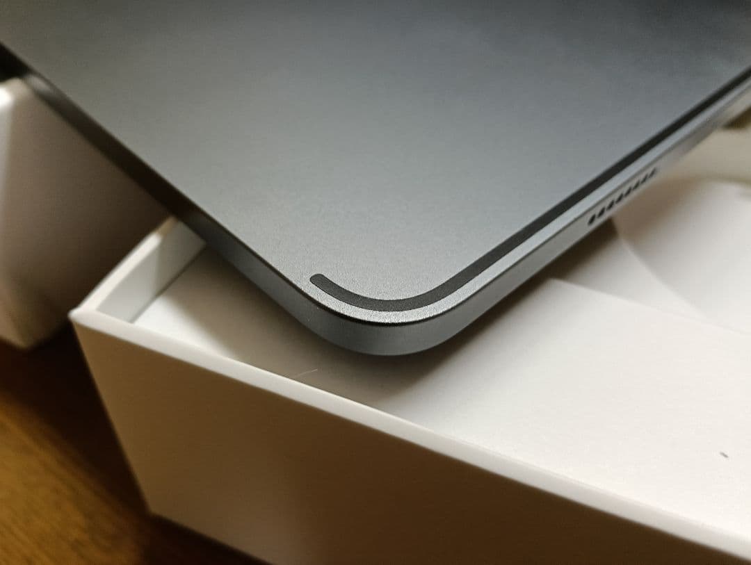 ipadPro11インチ第3世代容量256