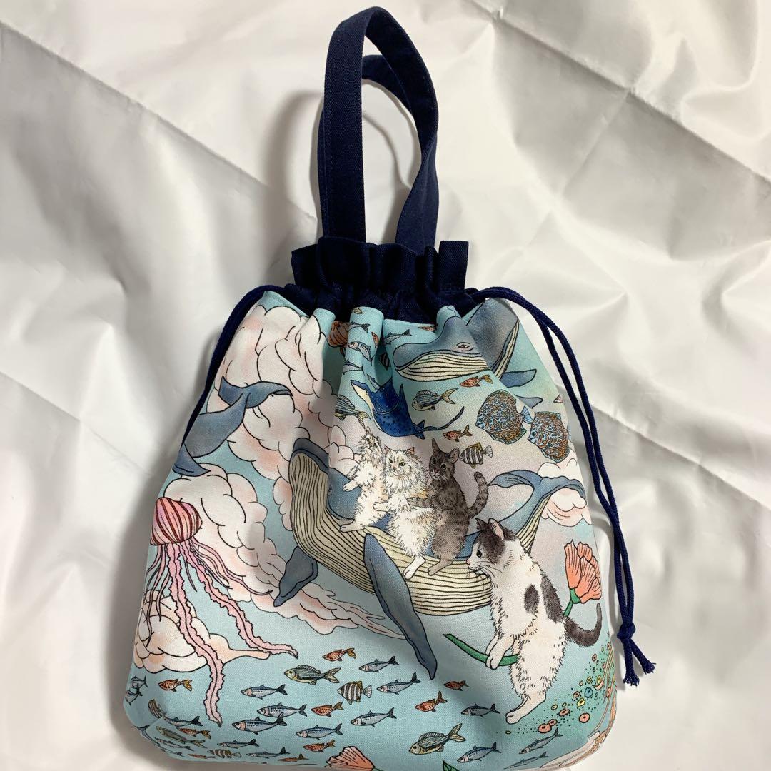 ハンドメイド　トートバッグ　巾着バッグ　おとぎの国の猫と仲間たち　ネイビー